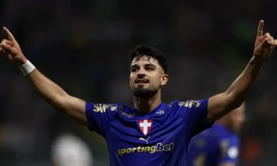 Flaco López comemora gol do Palmeiras contra o Santos pela Copa do Brasil