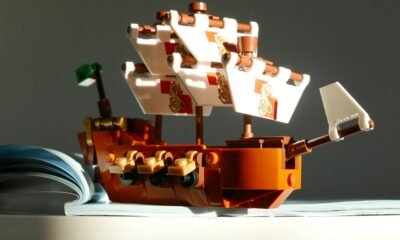 Navio de LEGO representa o especial LEGO One Piece que estreia na Netflix