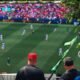 Torcida em estádio representa a atmosfera criada pela NFL no Maracanã