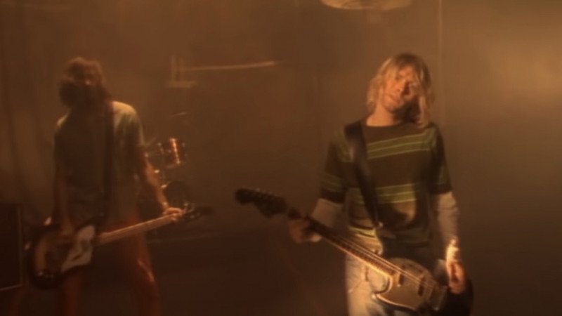 Kurt Cobain em imagem do clipe Smells Like Teen Spirit, do Nirvana
