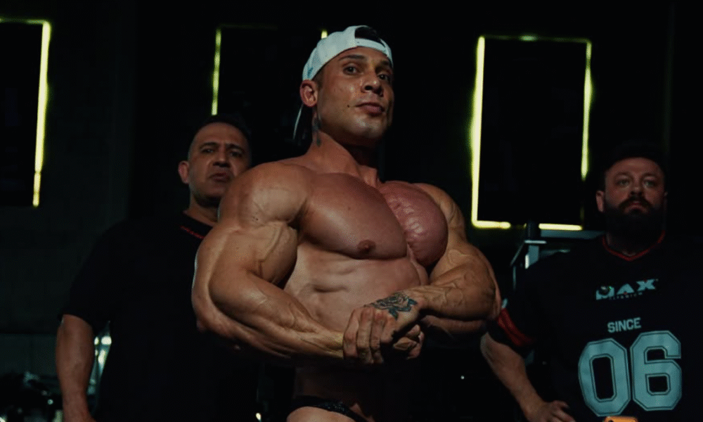 Ramon Dino no Mr. Olympia 2026 durante preparação para defender o título