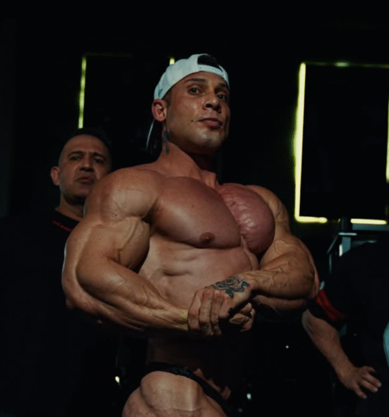 Ramon Dino no Mr. Olympia 2026 durante preparação para defender o título