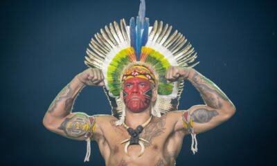 Alex Poatan Pereira durante a fase nos pesos-pesados do UFC em 2026