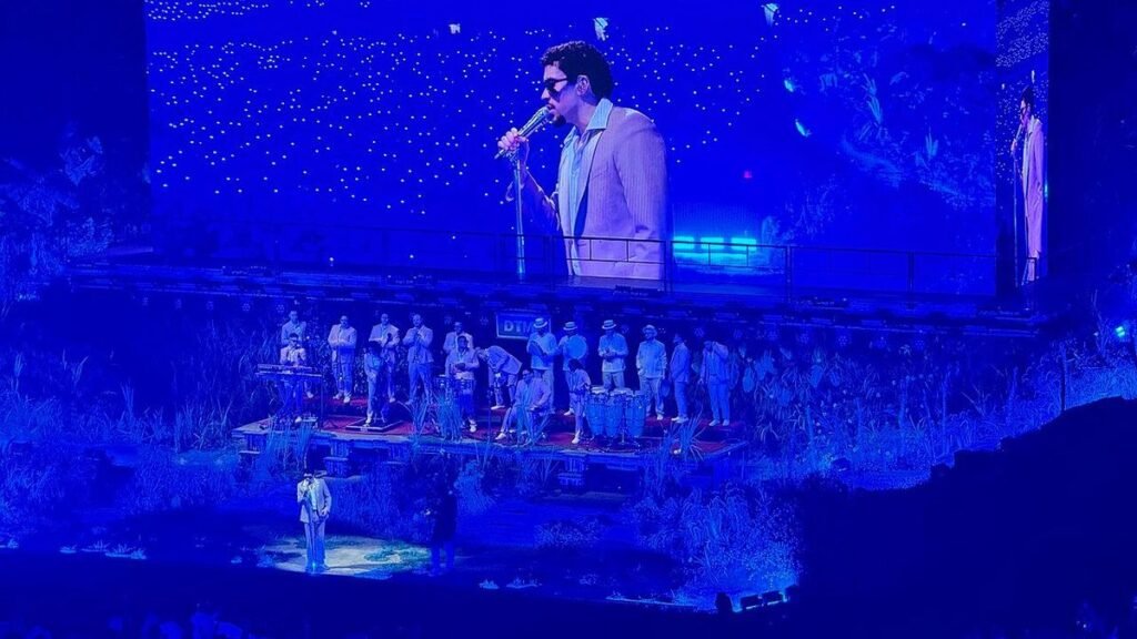 Bad Bunny no palco em Porto Rico, em 2025, imagem de arquivo