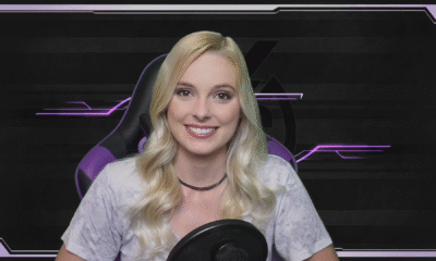 Briana White, atriz que interpreta Aerith na série Final Fantasy VII Remake, em gravação de 2022