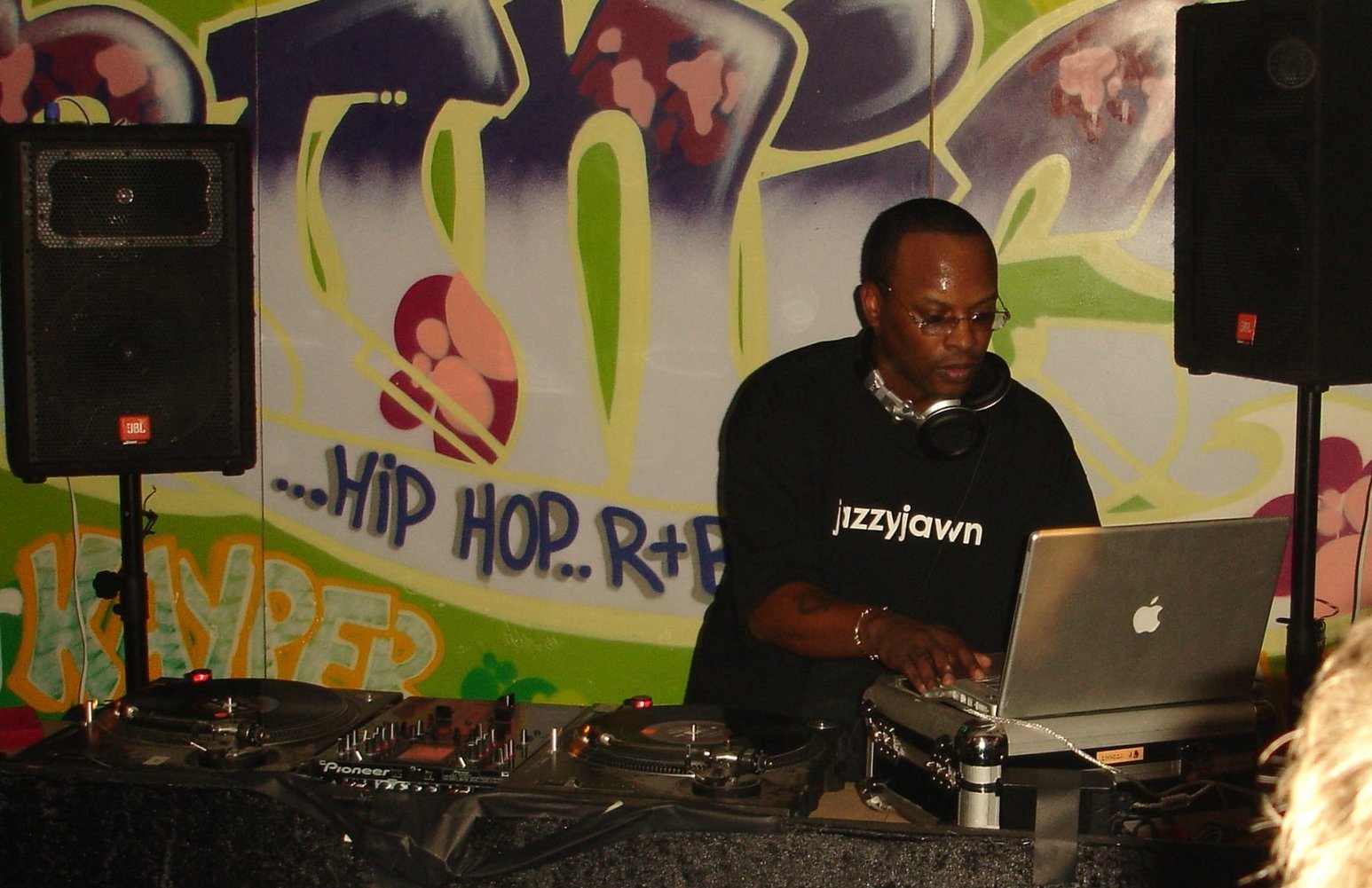 DJ Jazzy Jeff em Cambridge (2005) - Neil Rickards CC BY 2.0
