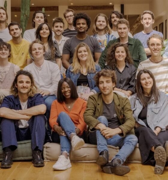 Equipe da Groover reunida em escritório