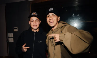 MC Hariel e o rapper argentino Milo J posam juntos, de boné, em foto de setembro de 2026