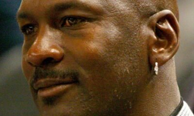 Michael Jordan em quadra em 2006, foto de arquivo contextual sobre a Jordan Brand