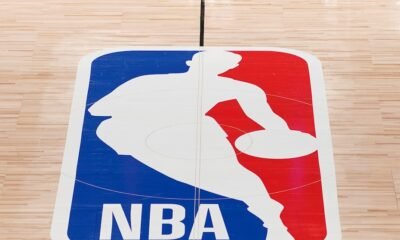 Quadra da NBA em cobertura sobre testes de tecnologia na pré-temporada