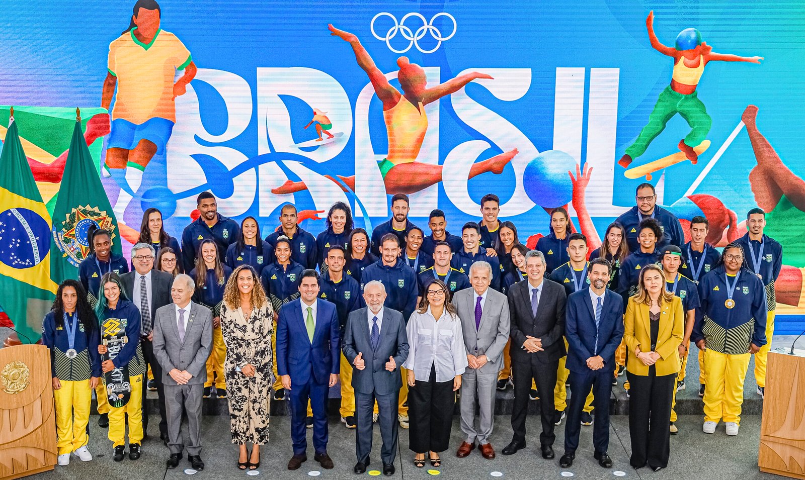 Raicca Ventura em encontro com atletas olímpicos em Brasília, 2024